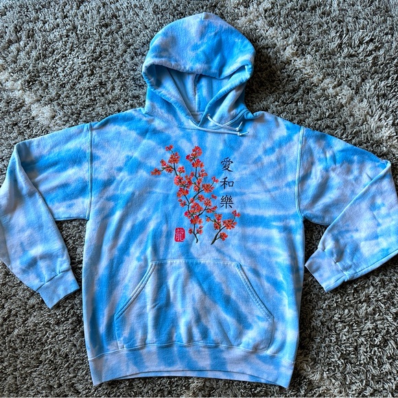 Tops - Artist Union Clothing Co. Love and Music Dragon hoodie
